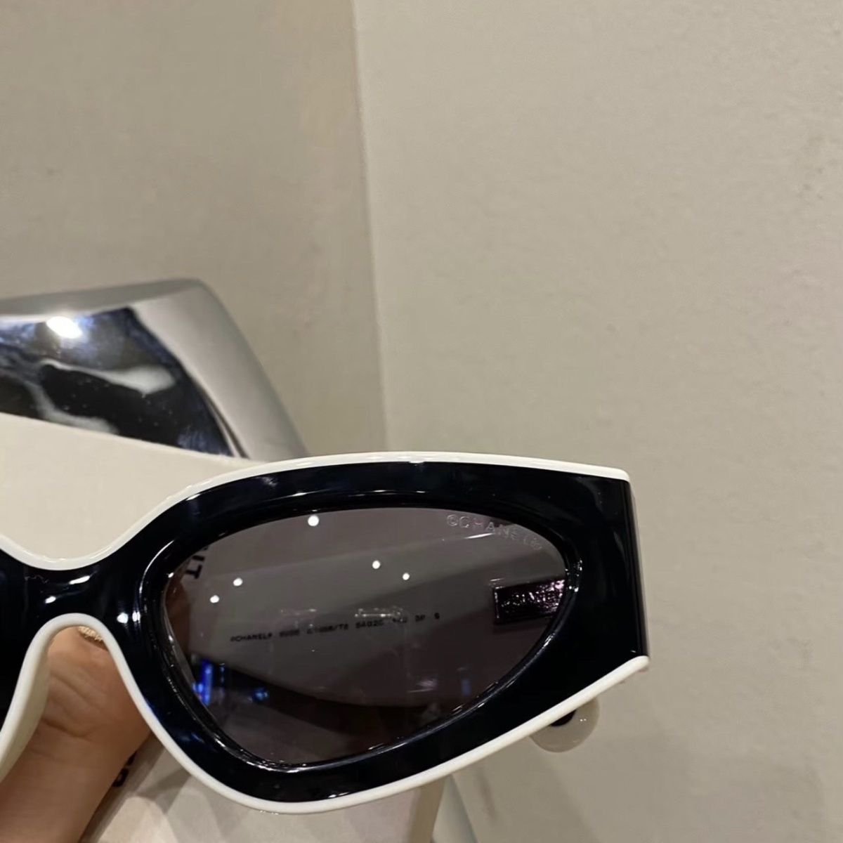 New fashion women's SunglassesXC052026090102