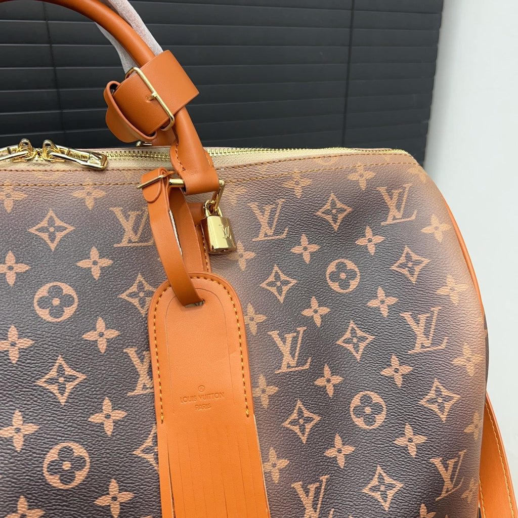 New V Logo handmade Leather fashion BagsXC052024022405