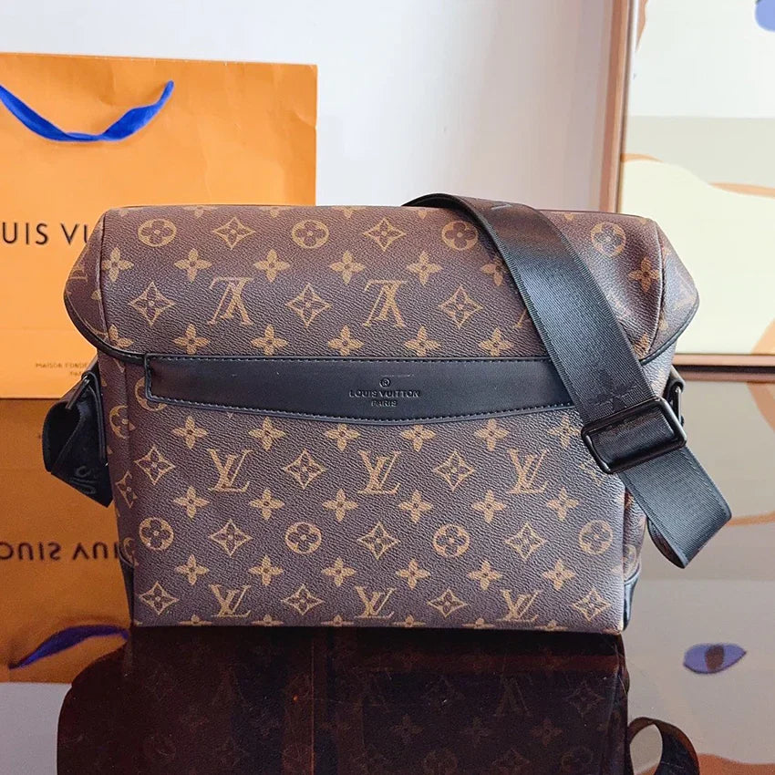 New Classic Vintage Postman Bag for Men 1024072901