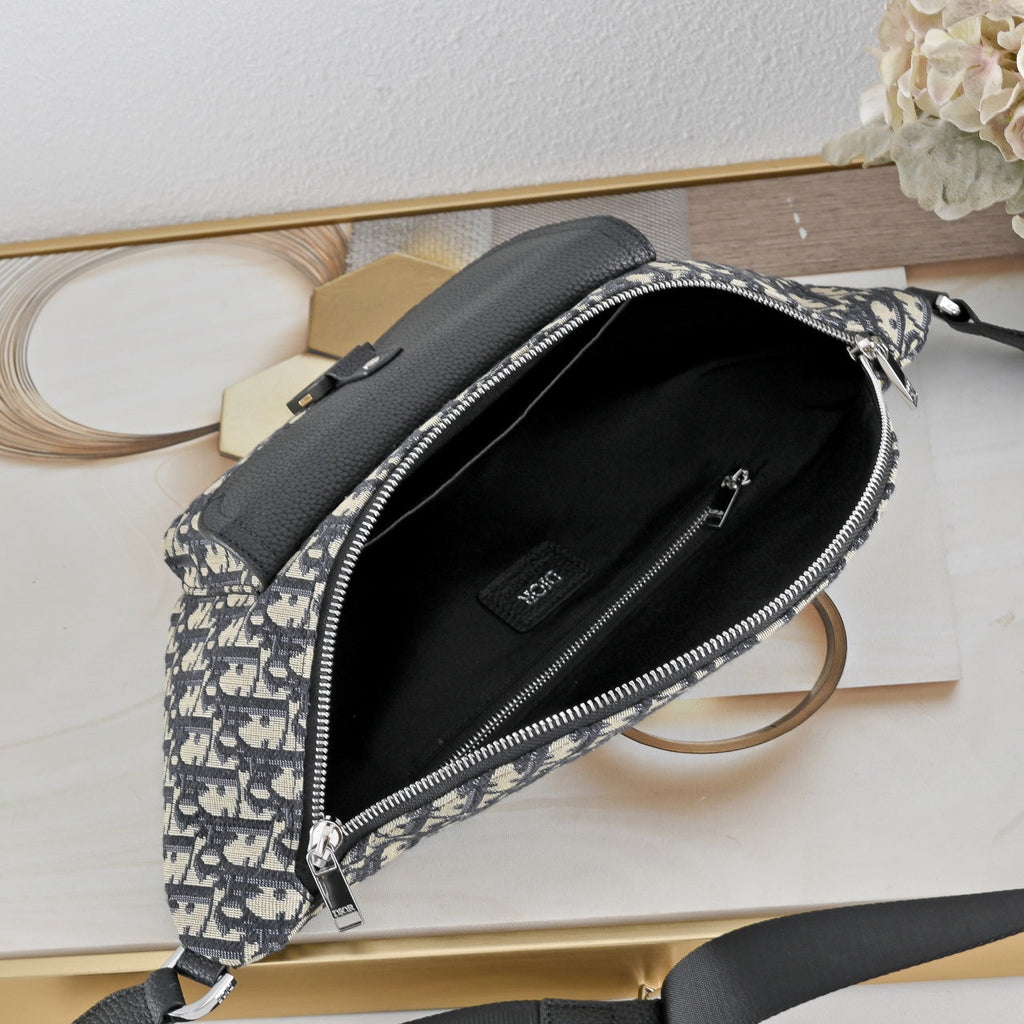 New Fashion Handmade Leather bagsXC052026072303