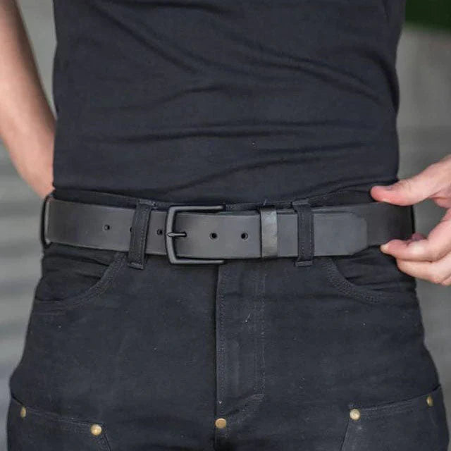 Pure Black Men's Leather Vintage Belt