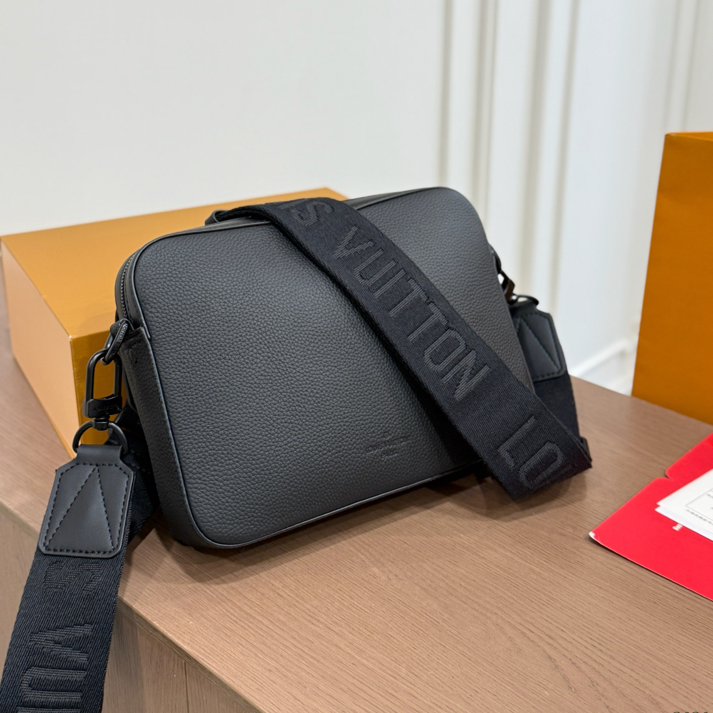 New Black Leather Men's BagsXC052026083102