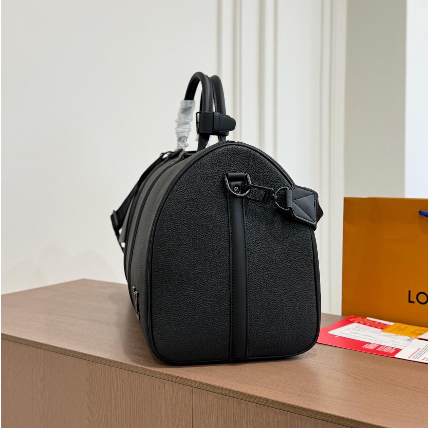 New Black Leather Men's BagsXC052026083101