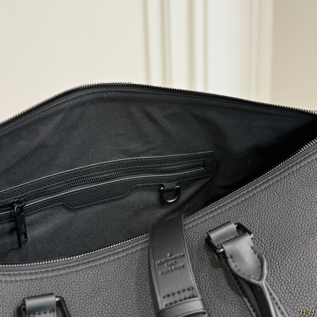 New Black Leather Men's BagsXC052026083101