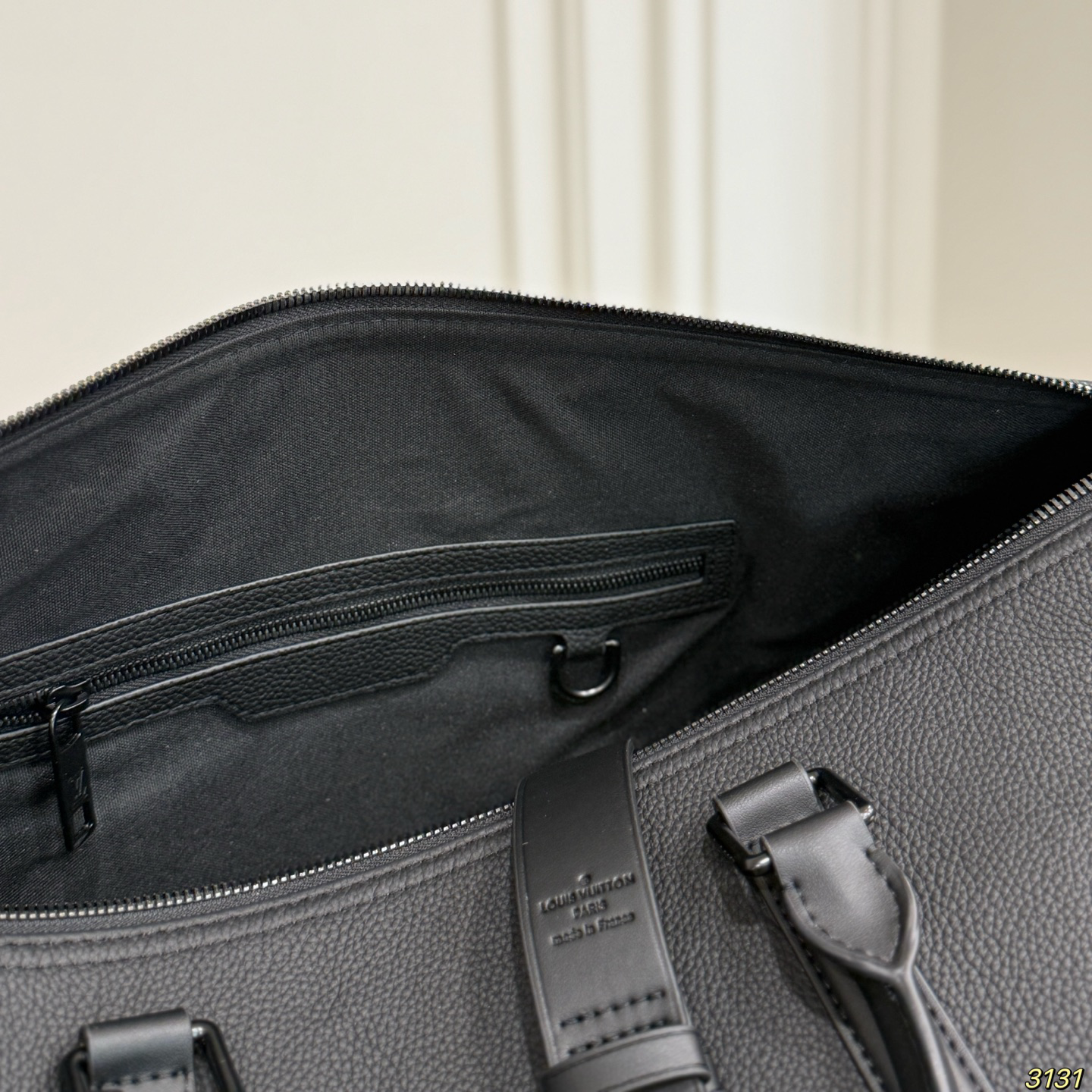 New Black Leather Men's BagsXC052026083101