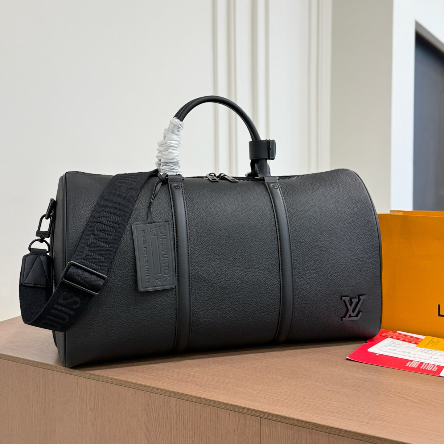 New Black Leather Men's BagsXC052026083101